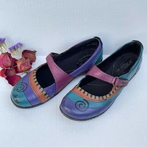 Clarks Jill Stern Wearable Art  Size 11 Secondhand